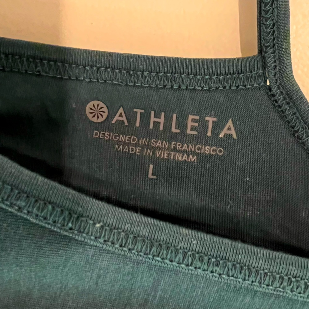 Athleta Essence tie-back top - Picture 4 of 4